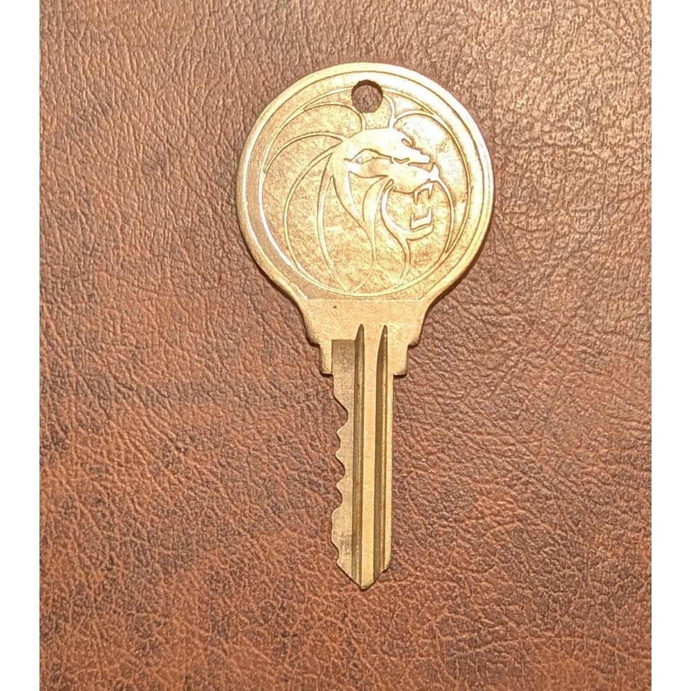 Vintage MGM Grand Hotel Casino Lion Las Vegas Room Key Room 733 Rare Collector‎